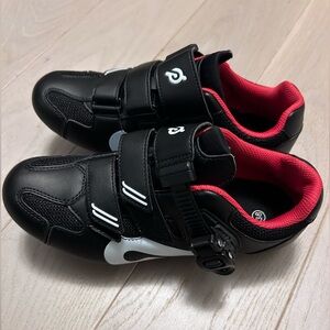 Authentic Peloton Cycling shoes, women
Size 38
